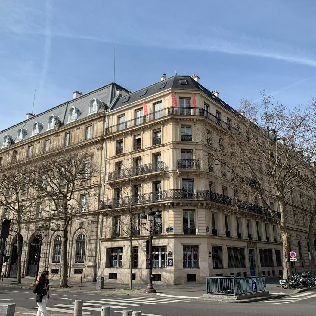 Être vue et entendue 2